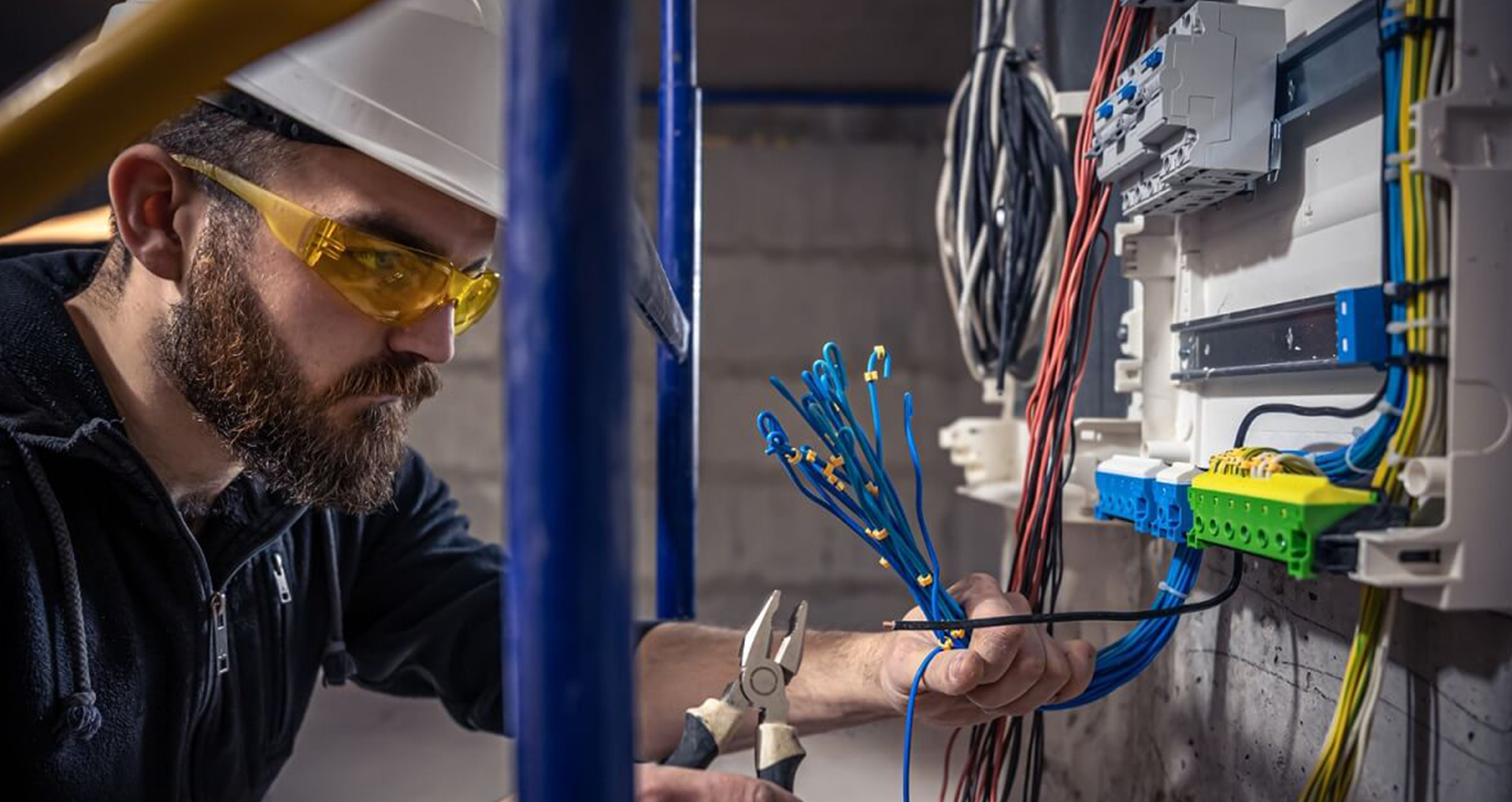 Professional Electrical Contracting Services in Nottingham: